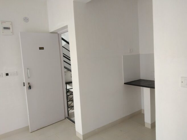 1- BHK BRAND NEW FLAT AVAILABLE FOR SALE SHAPOORJI E BLOCK 1ST FLOOR SOUTH FACE