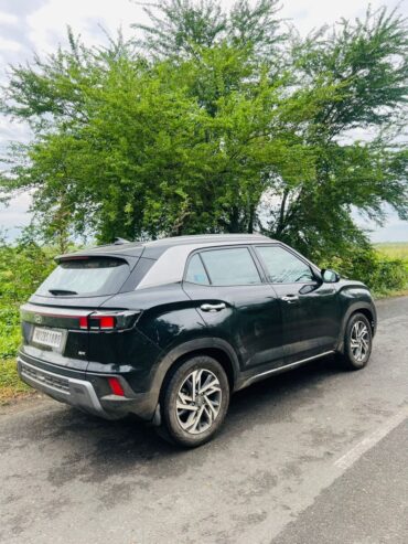 Black Hyundai Creta Car for Rent